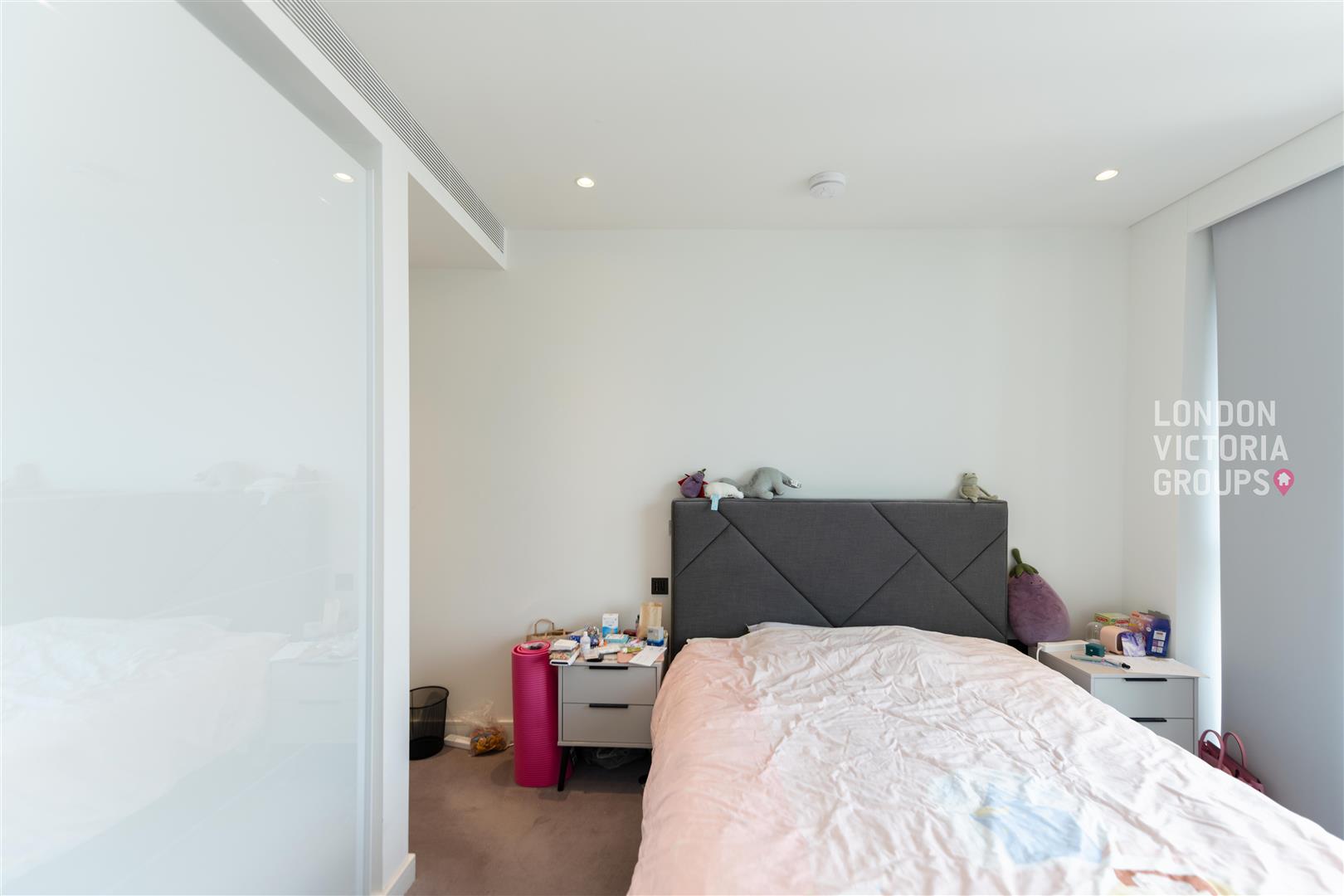 8 Casson Square, London